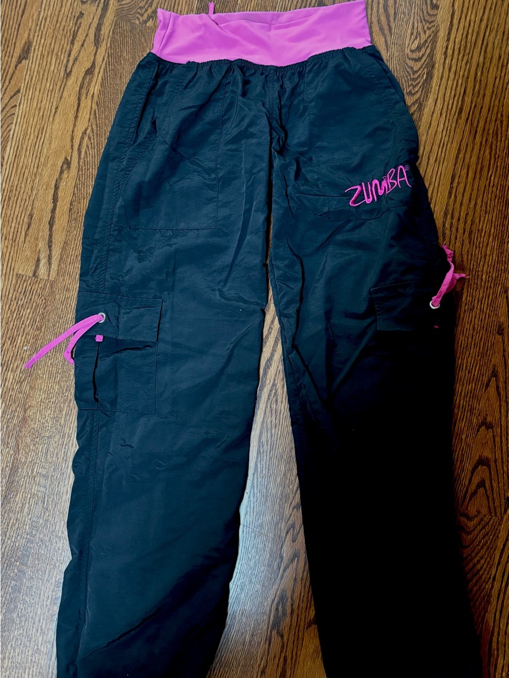 Zumba Fitness Black and Pink Cargo Joggers sz Med- great condition